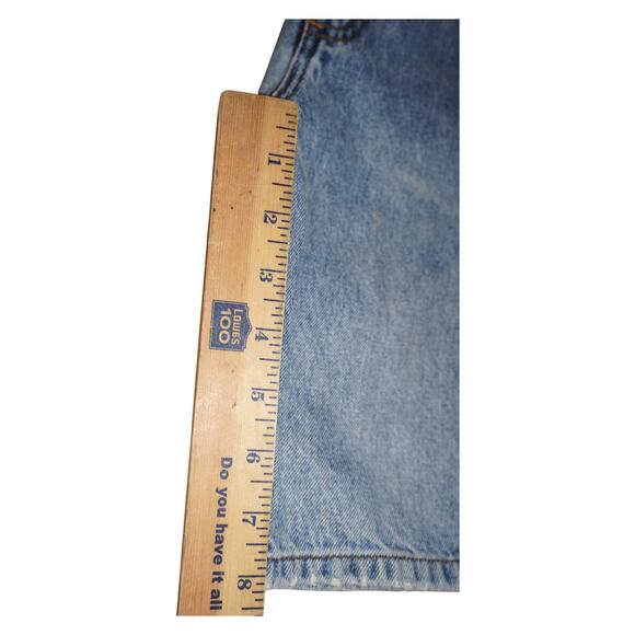 Vintage Wrangler Denim Shorts Light Wash Relaxed Fit USA Made 90s Style - Picture 8 of 8